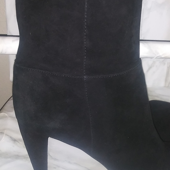 Boots. - Picture 4 of 11